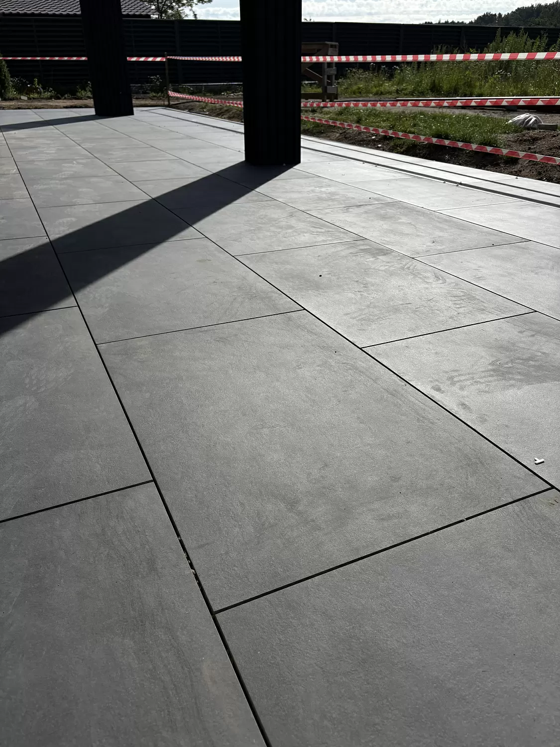 Утолщённый уличный керамогранит 09 PL.Anthracite