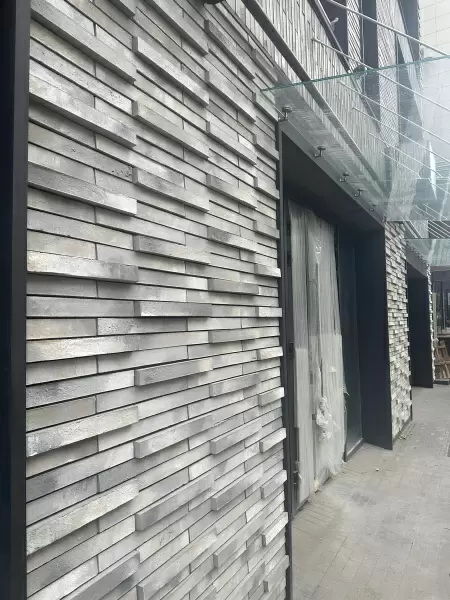 Навесной фасад PETRA в деталях – панель, профиль, крепление