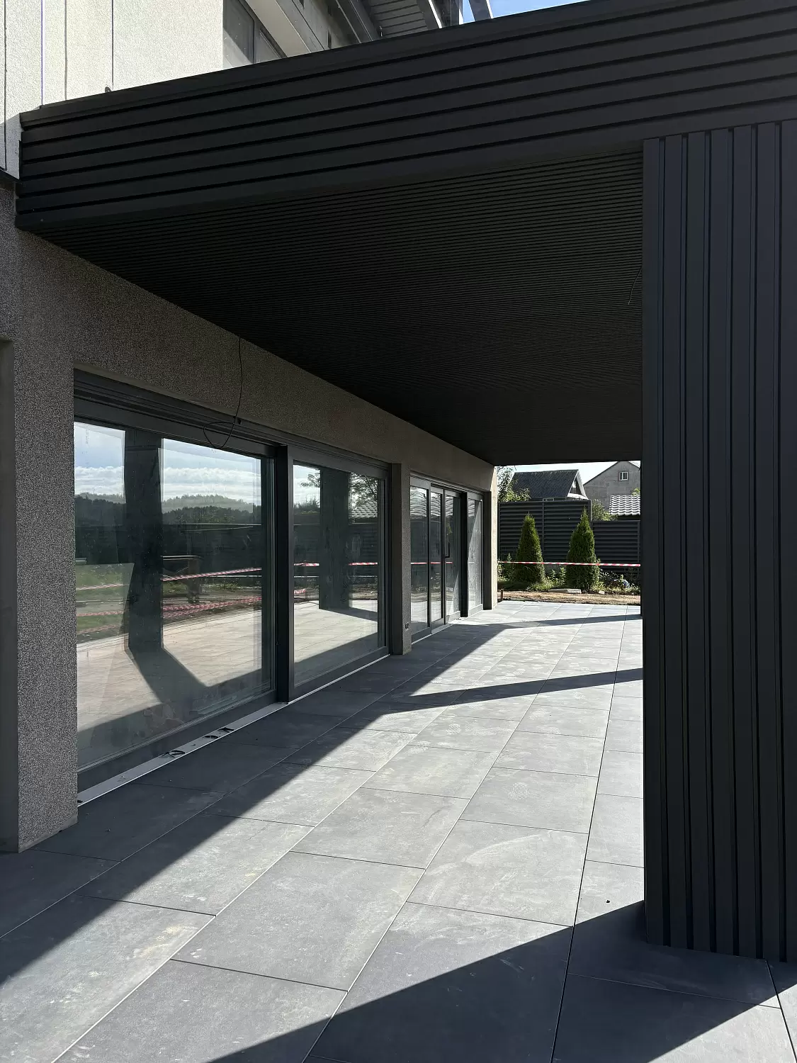 Утолщённый уличный керамогранит 09 PL.Anthracite