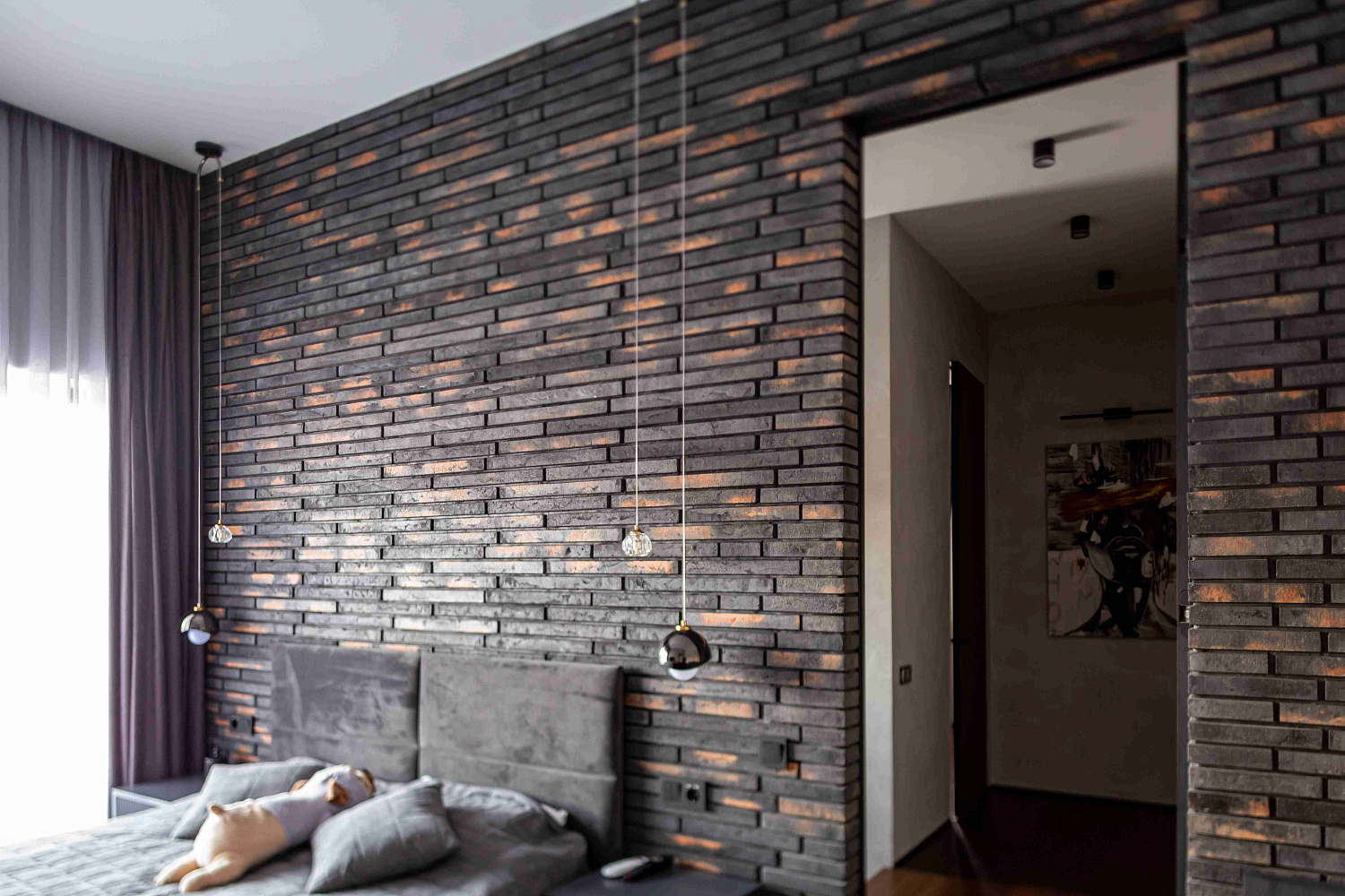 Отделка декоративным камнем внутри помещения