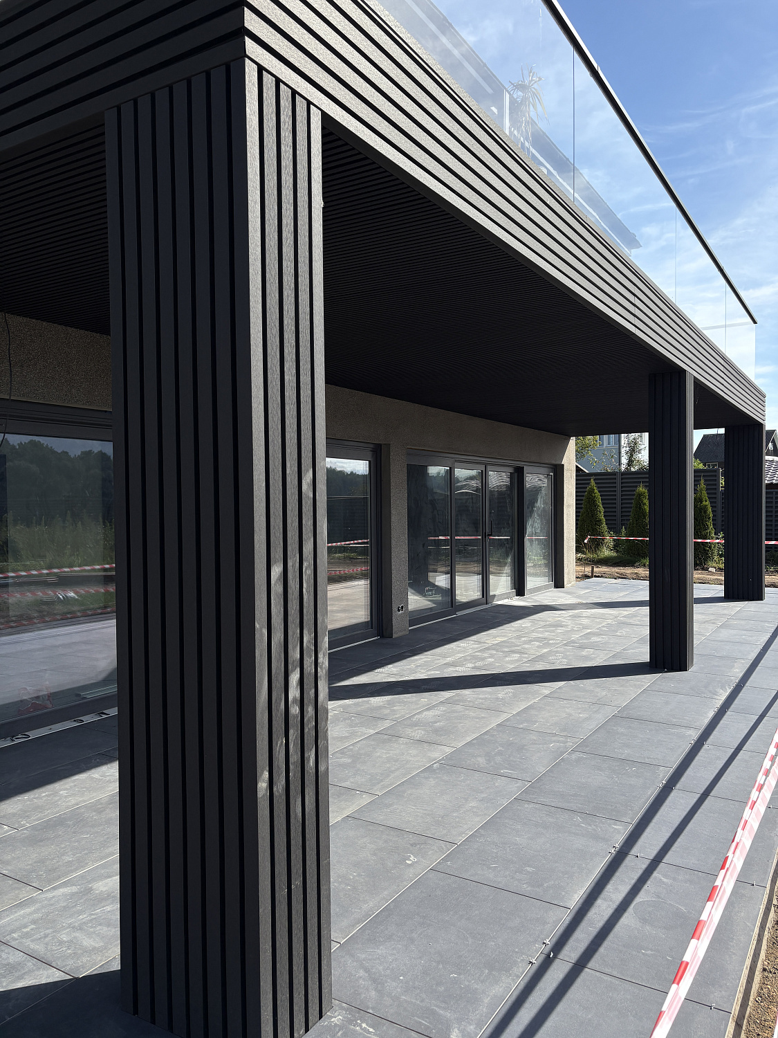 Утолщённый уличный керамогранит 09 PL.Anthracite