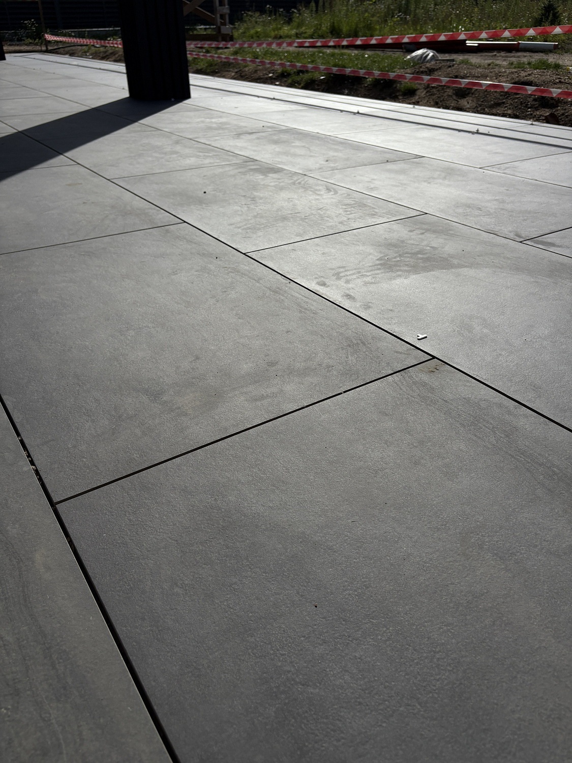 Утолщённый уличный керамогранит 09 PL.Anthracite