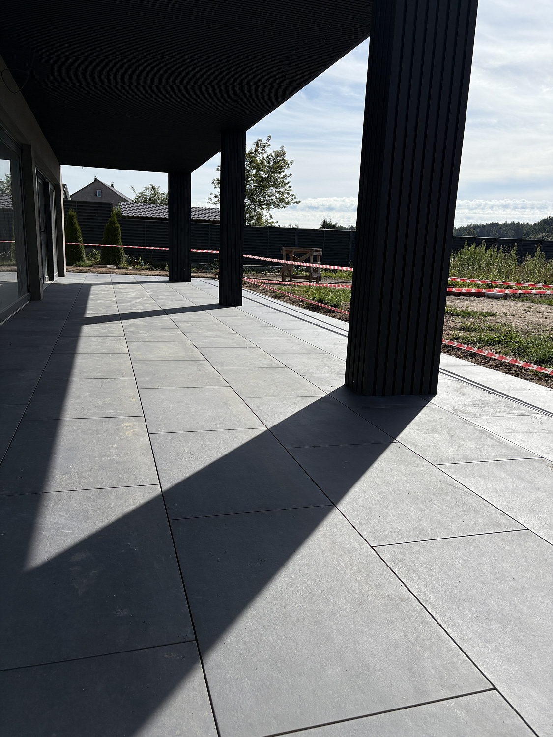 Утолщённый уличный керамогранит 09 PL.Anthracite