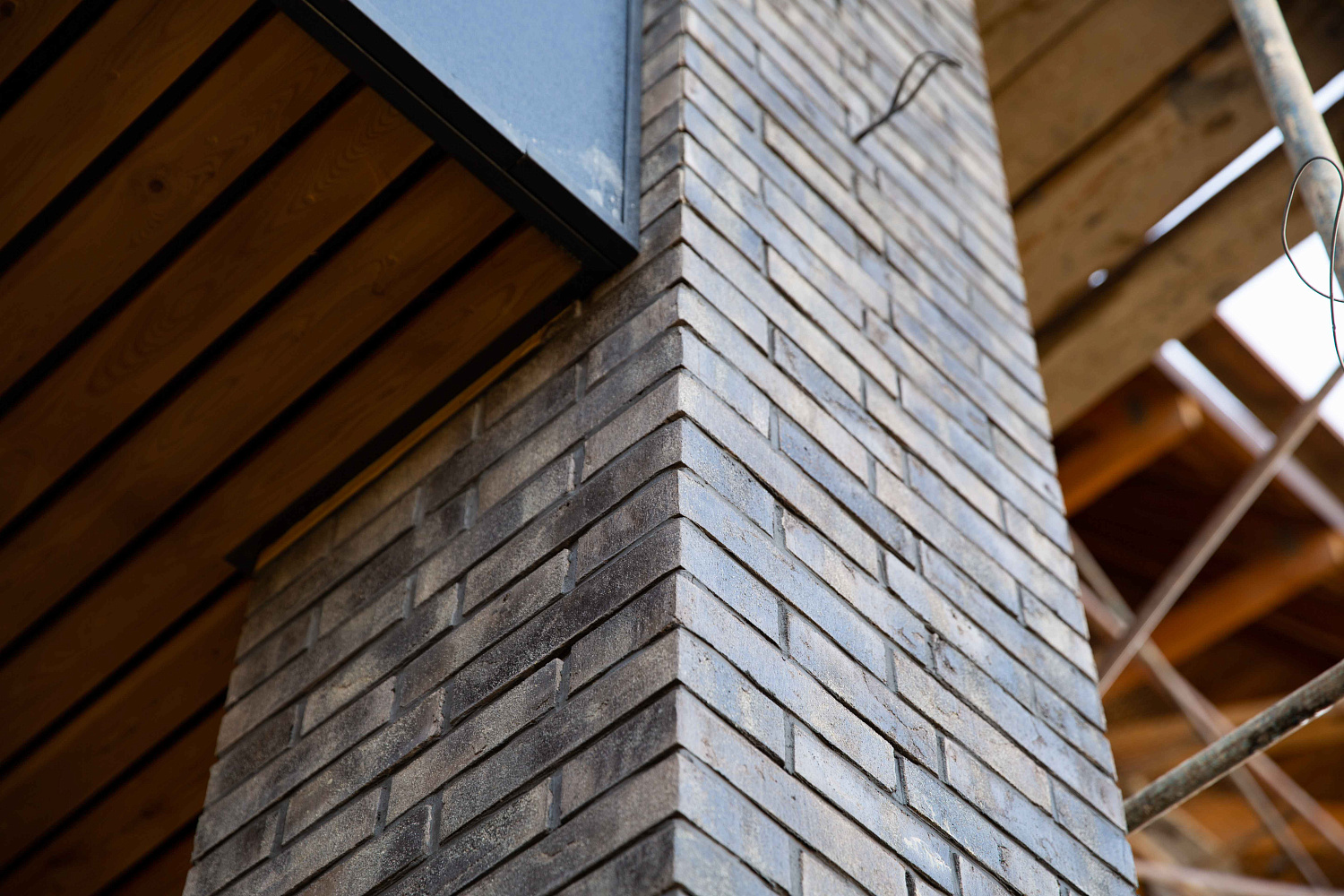 DF15.13 Фасадная плитка ручной формовки